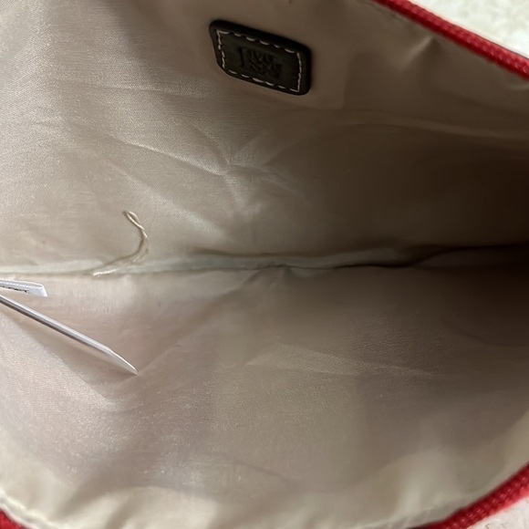 Loft Live Life Loft Pebbled Vegan Leather Large Wristlet NWOT - Picture 4 of 6